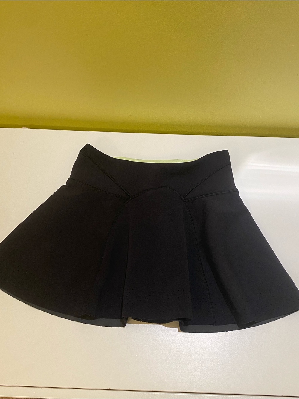 Ivivva Skirt Skort / Black  Skirt / Polka-dot Skort / Size 10